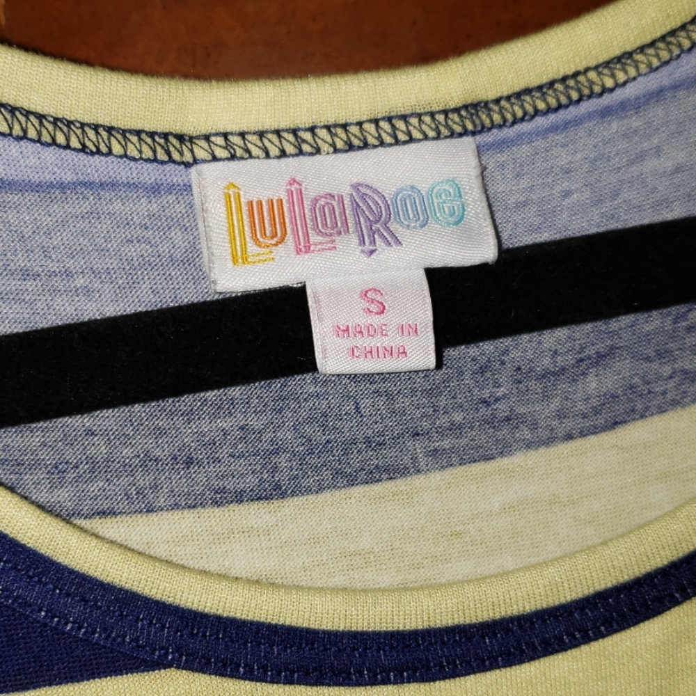 Lularoe Georgia - Picture 2 of 4